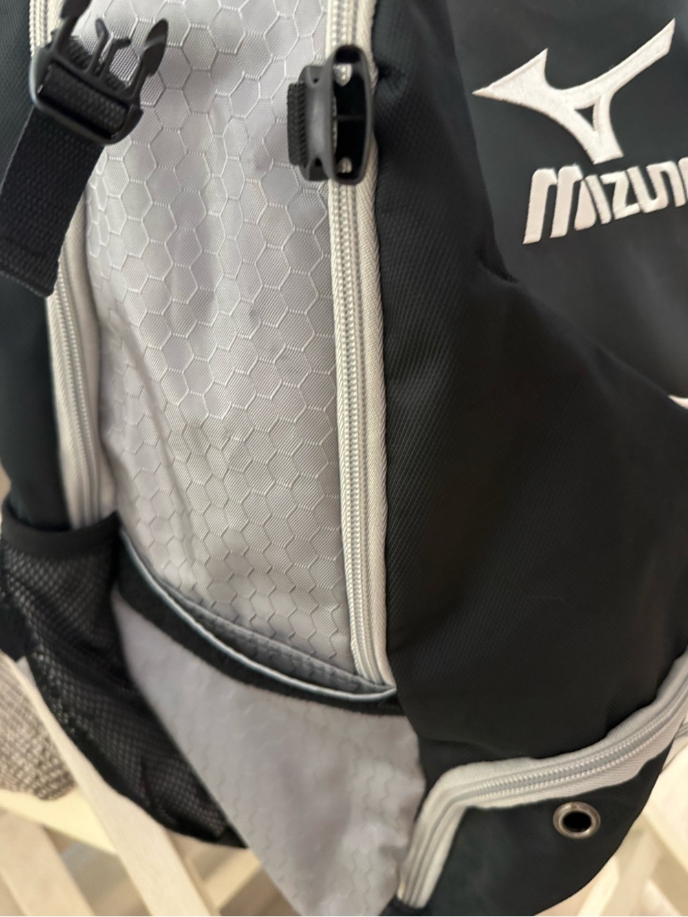 Mizuno MVP Elite Baseball Softball Backpack Bat Pack Black Gray Equipment Bag - Picture 5 of 10